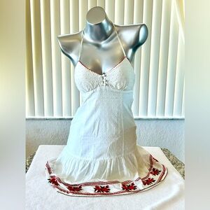 White, beautiful sundress from guess